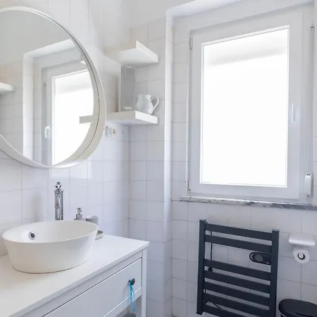 2br Beachside Living By Lovelystay Apartament Costa de Caparica