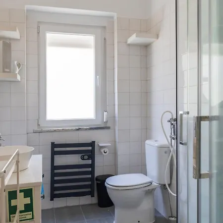 2br Beachside Living By Lovelystay *